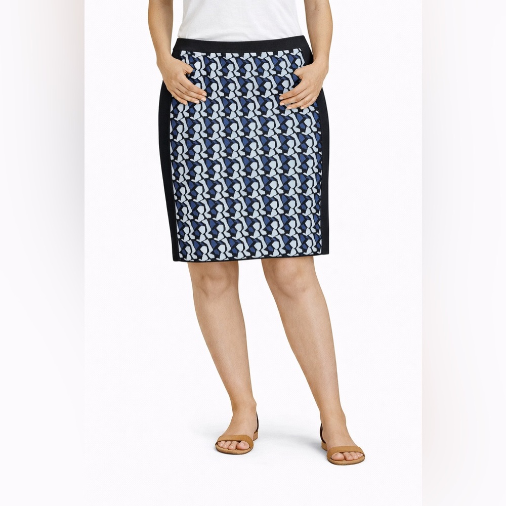 Marc‎ Cain White and Blue Knee-Length Pencil Sports Skirt